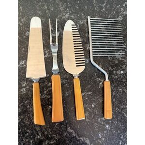 VTG Hostess Serving Set 4pc Mixed Butterscotch Bakelite Cake Breaker Slicer USA